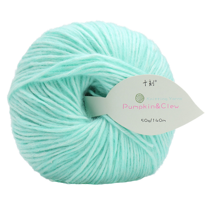 Home knitting soft cashmere yarn