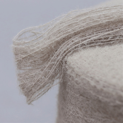 Weaving natural high-quality silk yarn (1)