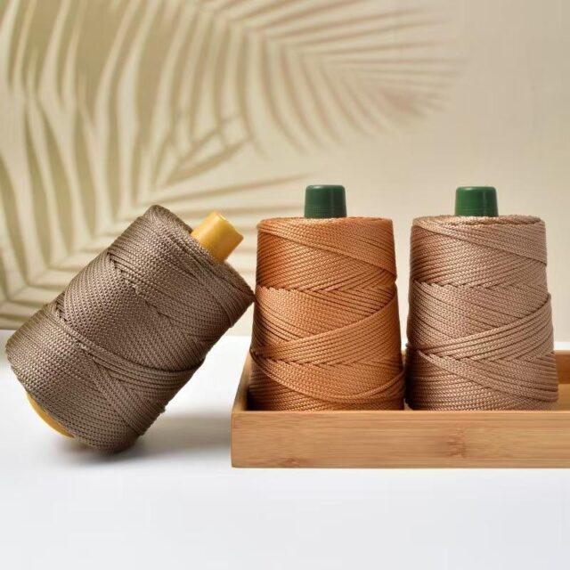 Light Ice Silk Yarn for DIY Braided Hats Bags Cushions and Knitted Blankets (2) Light Ice Silk Yarn for DIY
