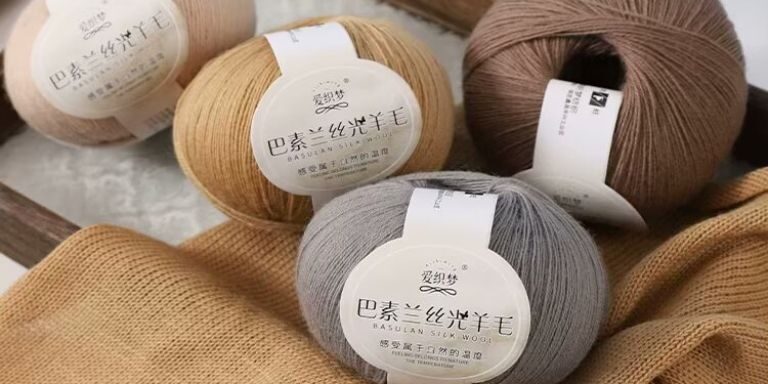100% Wool Yarn Custom for Hand-Woven Sweaters & Cardigans (4) Soft high-count wool yarn