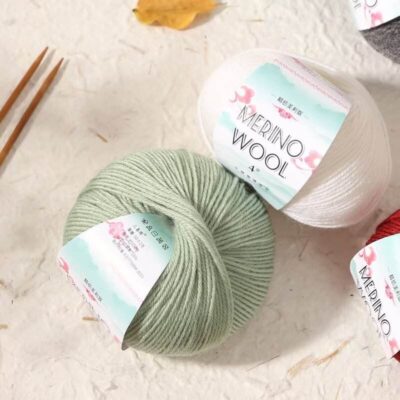 Chunky Merino wool yarn for scarves,